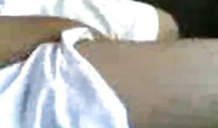 دختر داستان تصویری شهوتی عمیق چربی پس از حذف از ماهی مادر