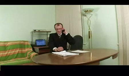 استمناء, سگ عجیب و غریب در داستان تصویری مامانی خانه.