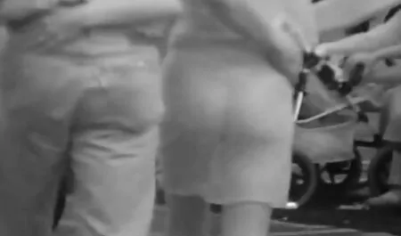 او خواهر خود را در پشت ضربه داستان سکسی تصویری فارسی زد و در پشت خواهرش ایستاد و عضو bdsm است
